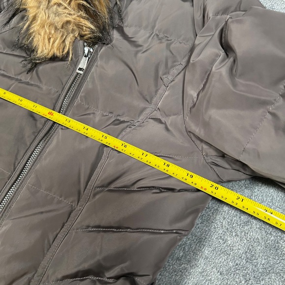 Cole Haan Coat Signature Down Puffer Coat Fur Hood Winter Warm Brown Women M - Picture 16 of 16